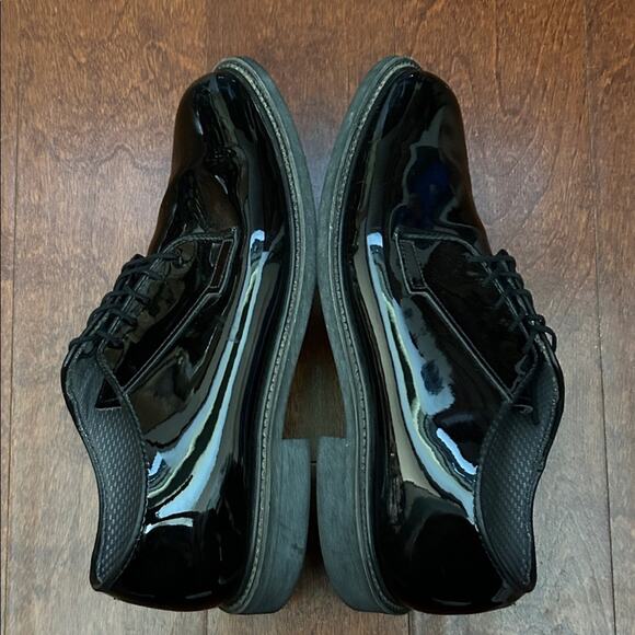 Bates Black Faux Patent Leather Oxfords, Perfect for Special Occasions Size 10.5 - Picture 4 of 14